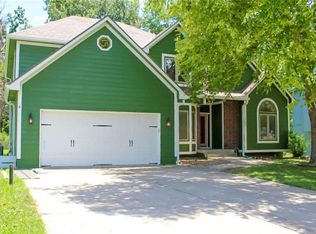 3205 S Black Forest Ave, Blue Springs, MO 64015