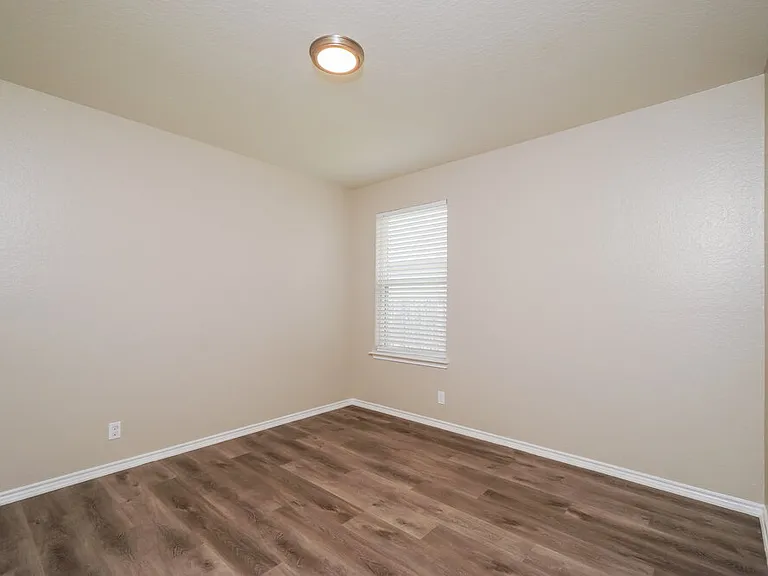 8806 Double #OAK — Photo 14