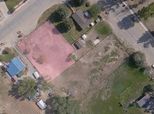 N Division St, Cowley, WY 82420