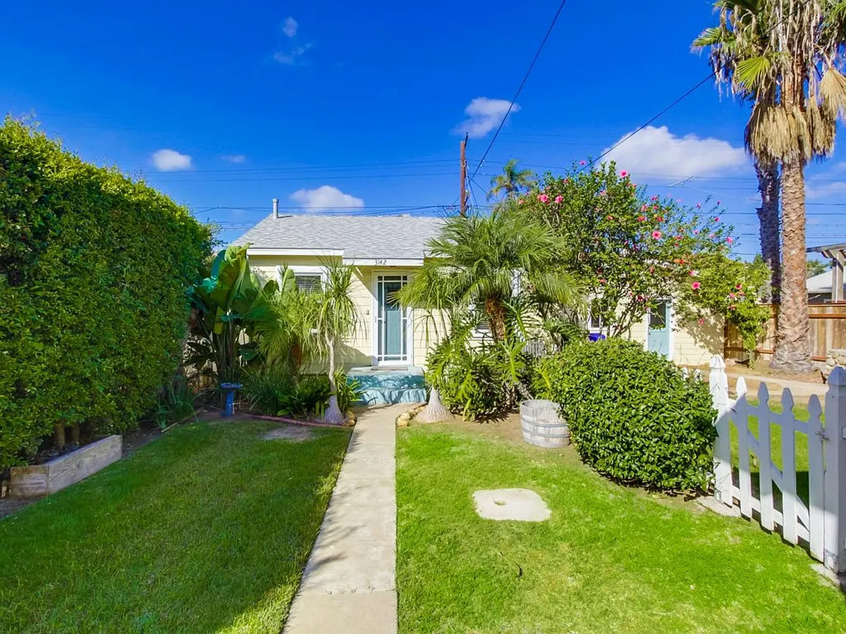 Photo 1 of 24 - 3142 Granada Ave #2 - San Diego, CA Primary Photo - 3142 Granada Ave #2