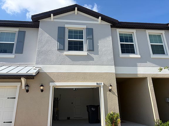 3rd image of 8627 Tropical Aire Ln