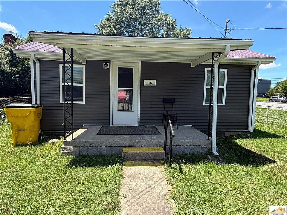 1st image of 302 Sunny St