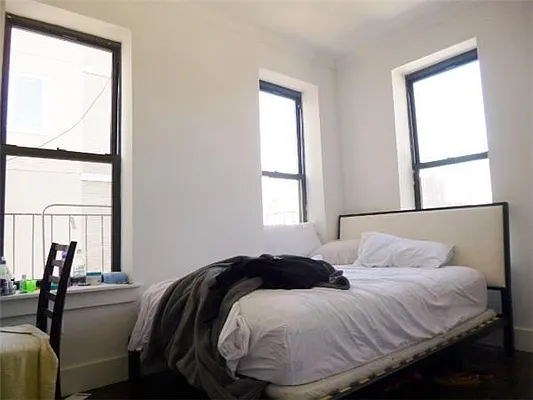 Rented by I & I New York | media 11