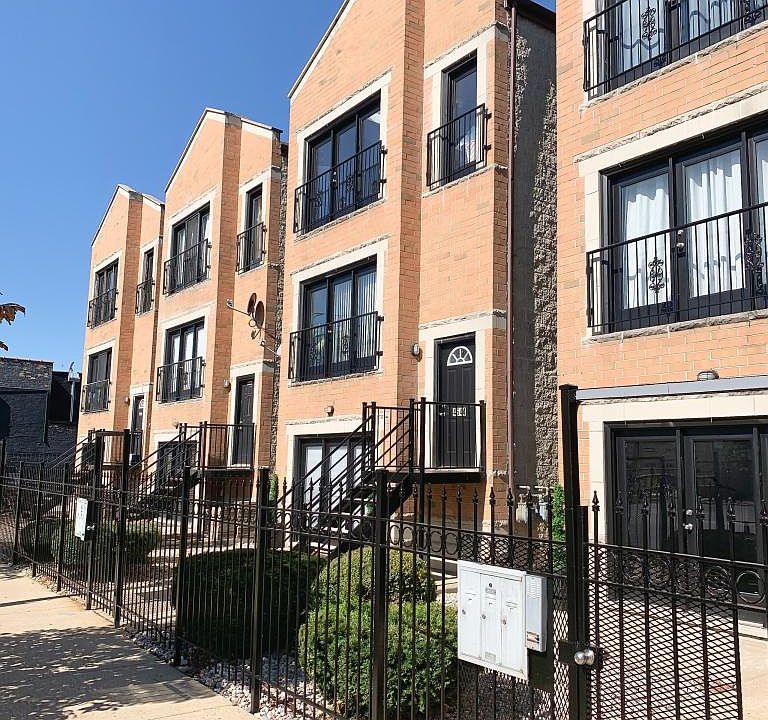 1st image of 4644 W 63rd St Unit 3