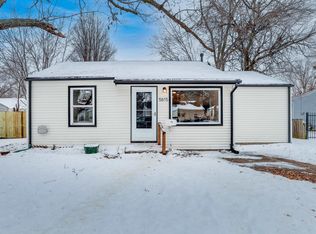 5815 Castle Dr, Wichita, KS 67218