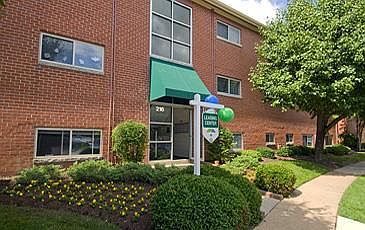 2nd image of 202 Crain Court Cir APT 2A