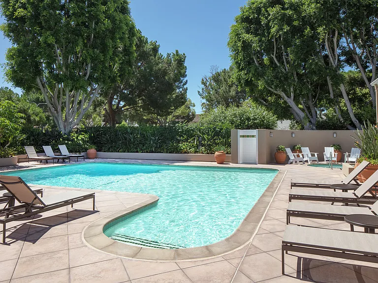 Turtle Rock Vista Apartment Homes — Photo 16