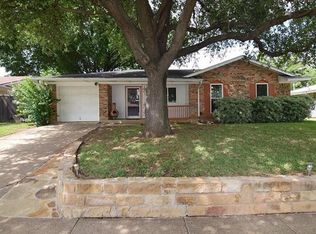 607 Ferguson Dr, Lewisville, TX 75057