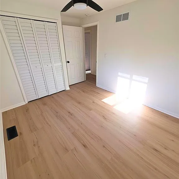 240 S Shirley St — Photo 9