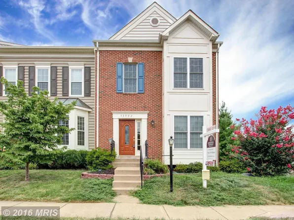43992 Kings Arms Sq, Ashburn, VA 20147