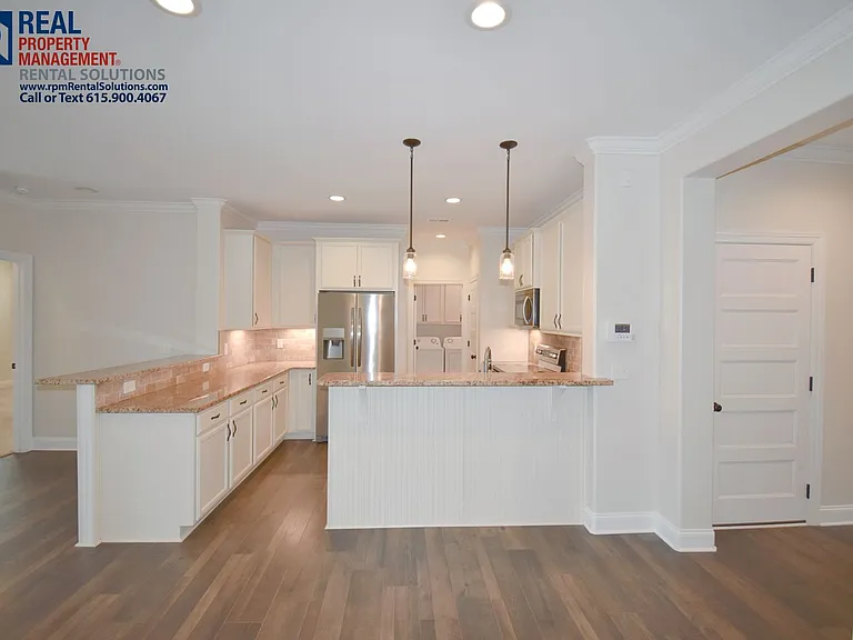 3414 Pershing Dr — Photo 7