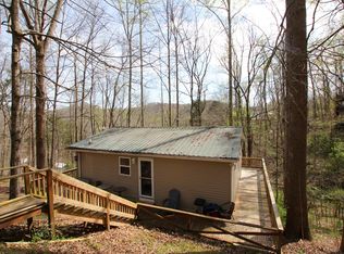 1050 Holiday Haven Dr, Smithville, TN 37166