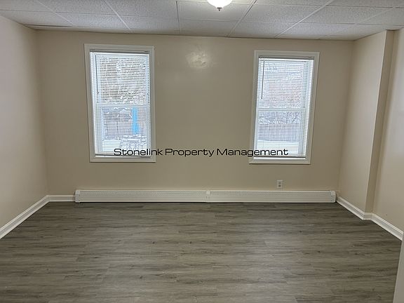 3rd image of 1-15 Langsberries Ave #3