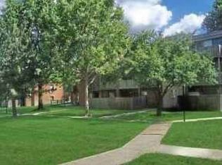 7040 N Bales Ave APT 133, Gladstone, MO 64119