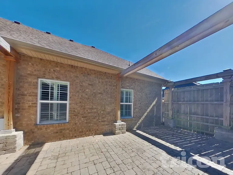 8820 Cole St — Photo 15