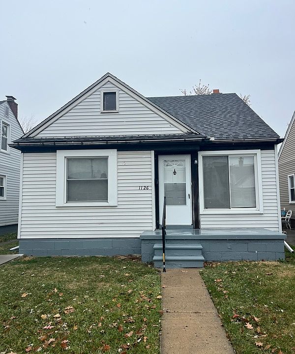 1st image of 1126 Mill St