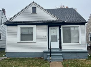 1126 Mill St, Lincoln Park, MI 48146