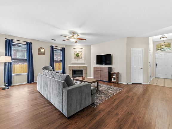 3rd image of 13523 Topaz Lk