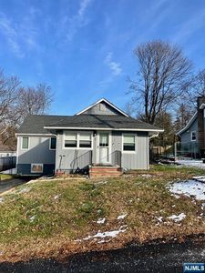 9 Prospect Ave, Budd Lake, NJ, 07828