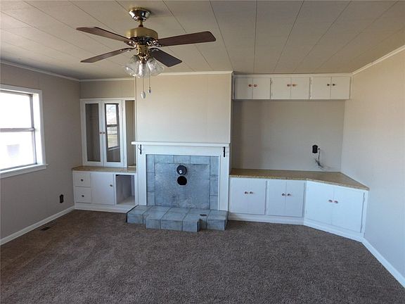4th image of 203 W Rogers St