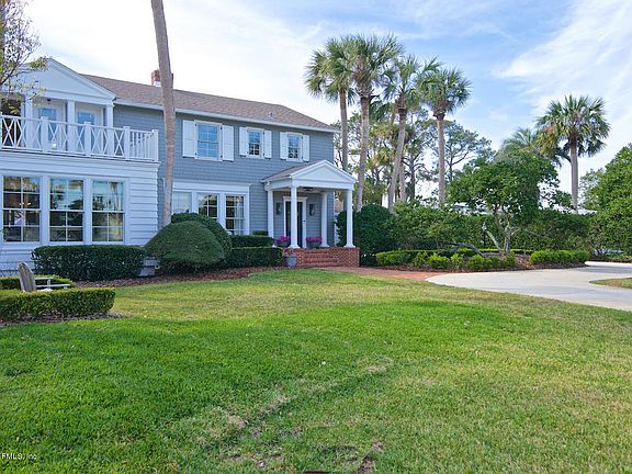 2nd image of 214 San Juan Dr
