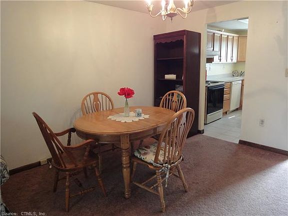 4th image of 403 Cedar Hollow Dr