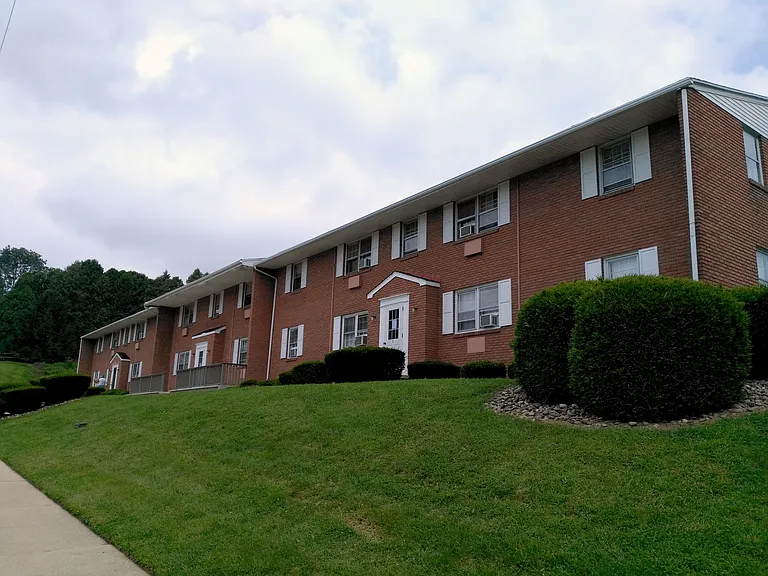 Exterior - Front