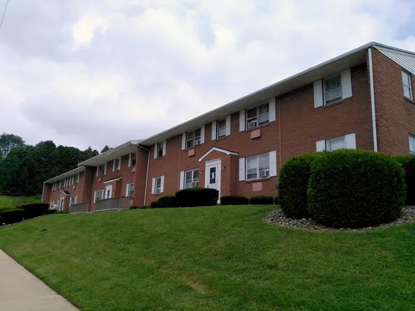 22 Orchard Hills Dr APT B, Boyertown, PA 19512
