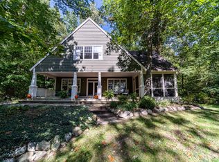 412 Maple Ln, Buchanan, MI 49107