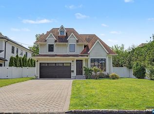 64 Day Ave, Tenafly, NJ 07670