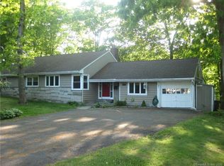 147 Hartswood Rd, Stamford, CT 06905