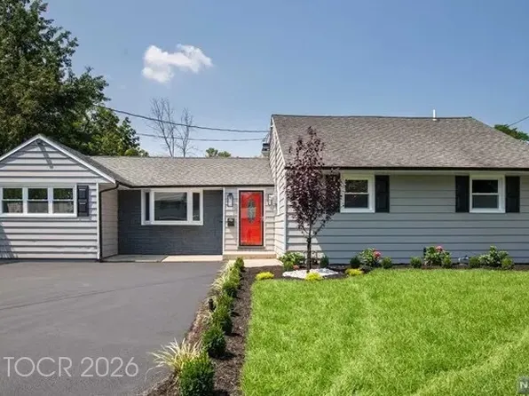 347 Forest Ave, Paramus, NJ 07652