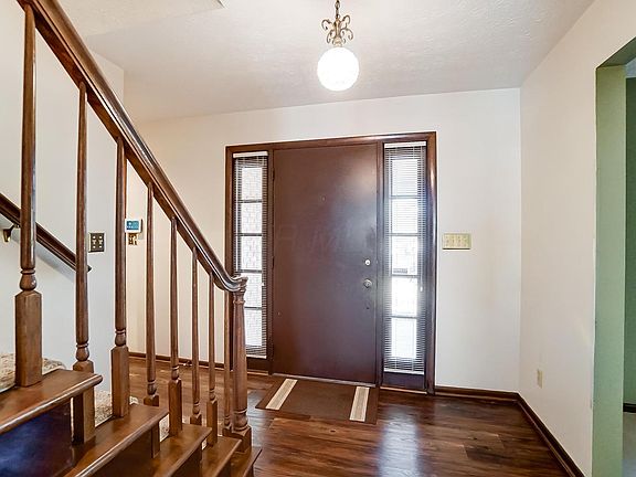2nd image of 5553 Farms Dr