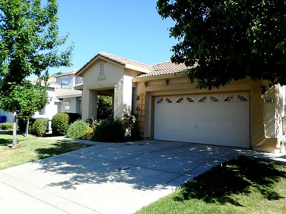 2nd image of 2049 Paul Courter Way