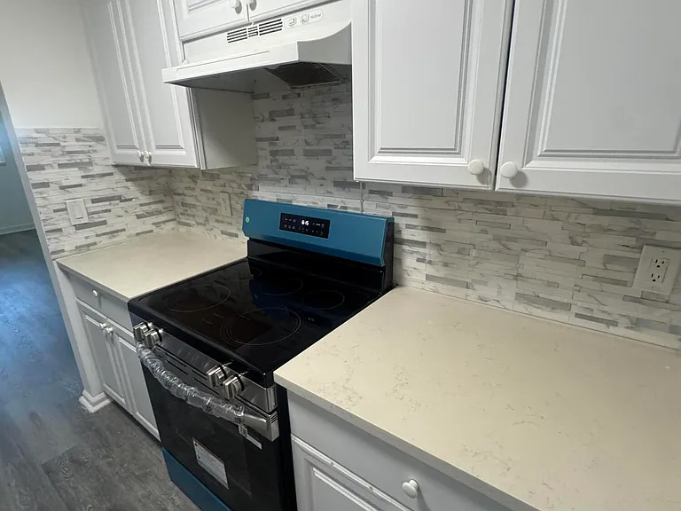 341 Silver Beach Rd #343 — Photo 5