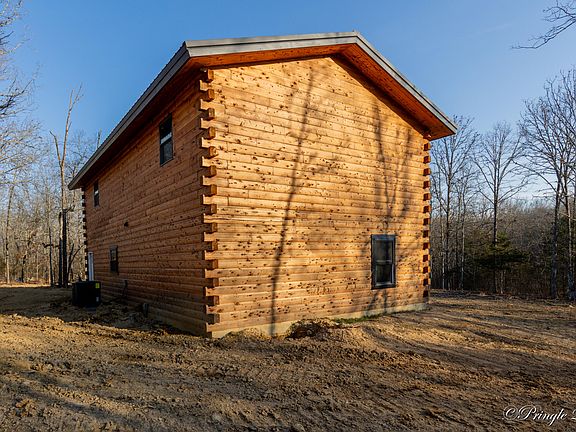 4th image of 8969 Private Road 8209