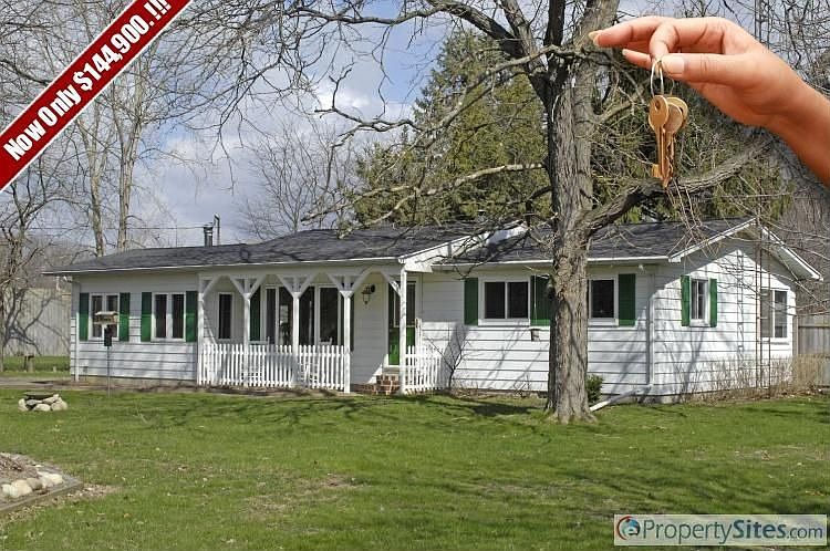 1st image of 8246 W De Ave