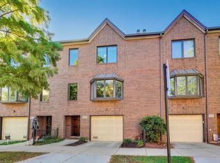 2305 W Thomas St #1, Chicago, IL 60622