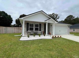 6016 Oak Hollow Way, Crestview, FL 32539
