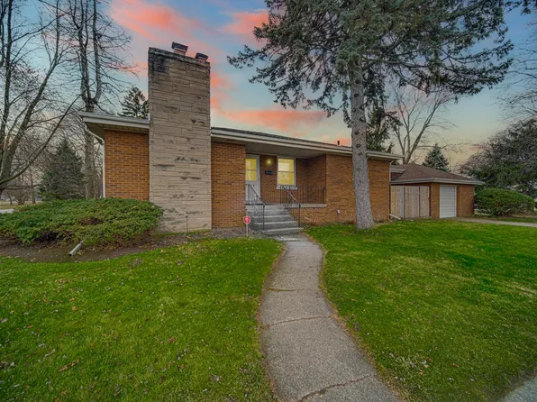 7308 Baring Pkwy, Hammond, IN 46324