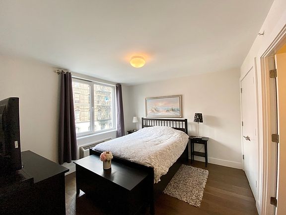 3rd image of 308 E 109th St APT 3A