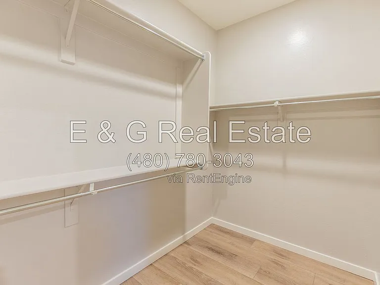 3725 E Flower St — Photo 17