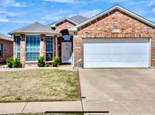 3909 Confidence Dr, Fort Worth, TX 76244