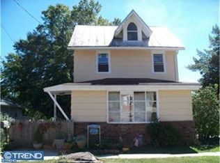 312 Ridgway St, Mount Holly, NJ 08060