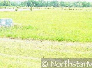 16 Grenquist Lake Ln, Cumberland, WI 54829