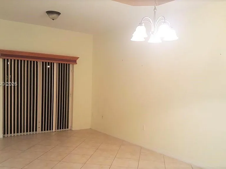 12738 SW 49th Ct #12738 — Photo 4