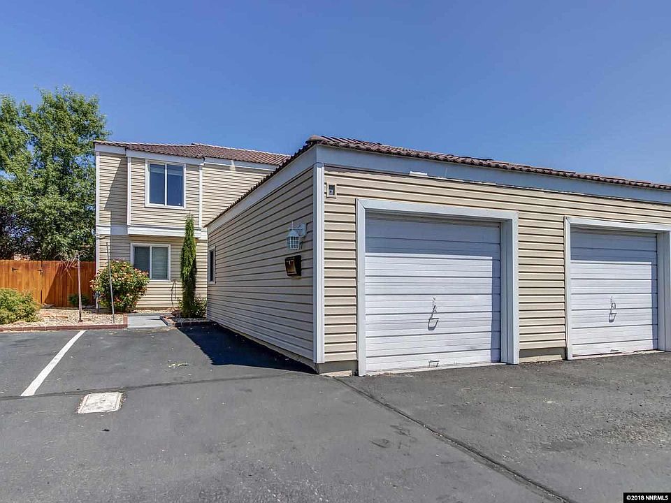 1st image of 1087 Bradley Sq