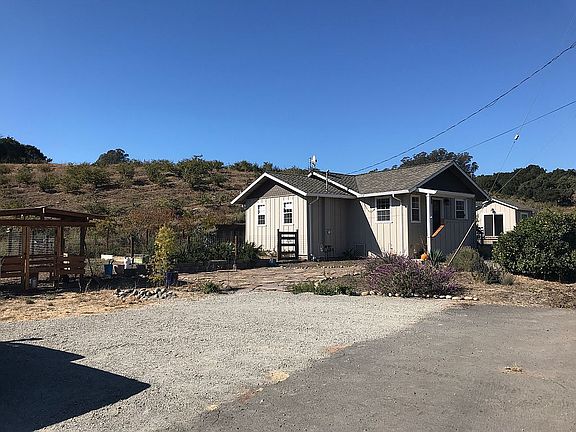 2nd image of 65 Litchfield Ln
