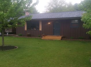 2219 J Edward Ct, Suamico, WI 54313