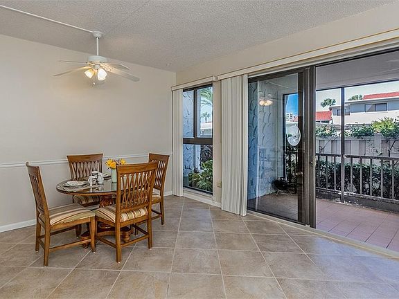 5th image of 500 Park Blvd S APT 108
